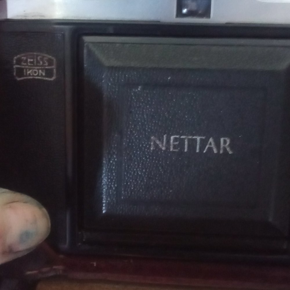 Zeiss icon  Netter analog camera 515 2 6×9 film